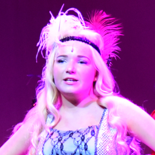 Evie - Senior Group