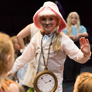 Mia - Junior Group